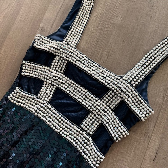Vintage Cache Blue Sequin White Beaded Cage Cut Out Mini Dress - Picture 6 of 6